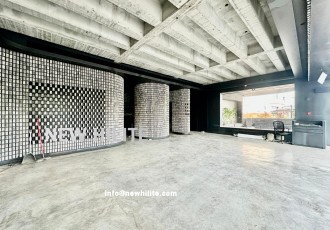 Shop for Rent in Salmiya (Near Marina Mall)