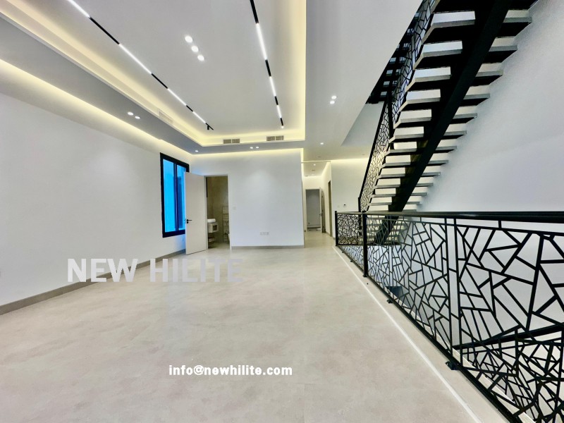 Brand-New 5 Bedroom Triplex For Rent in Mishref