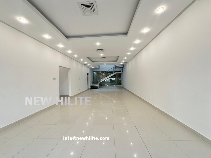 Modern Triplex Villa with Private Pool for Rent in Zahra